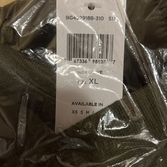 BCBG Generation Bomber Jacket Size XL Olive Color. - Picture 6 of 7